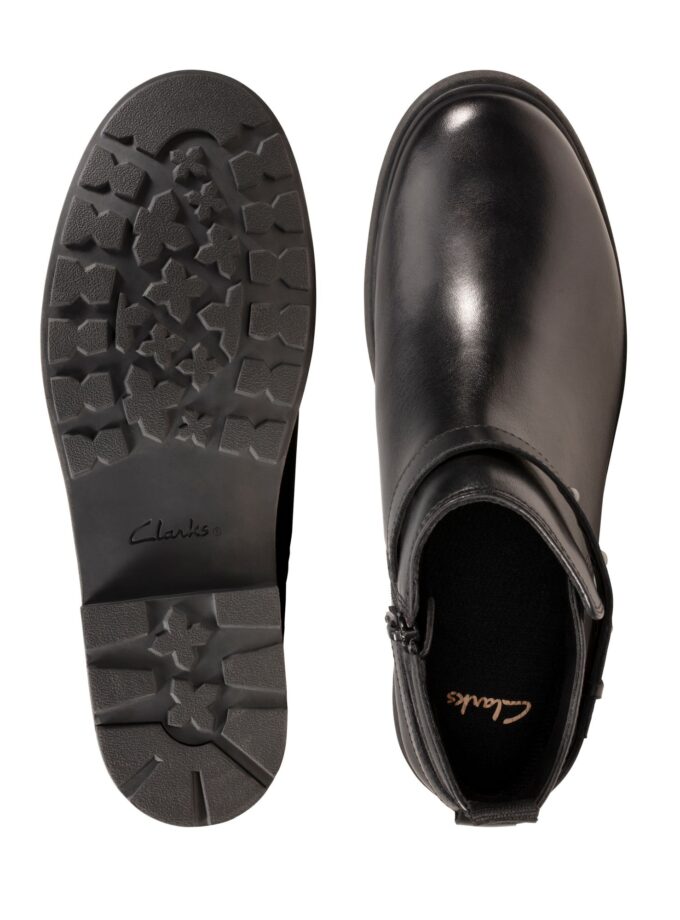 CLARKS Astrol Soar Youth Black Leather, Size UK F 5½ EU39